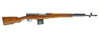 AVT-40